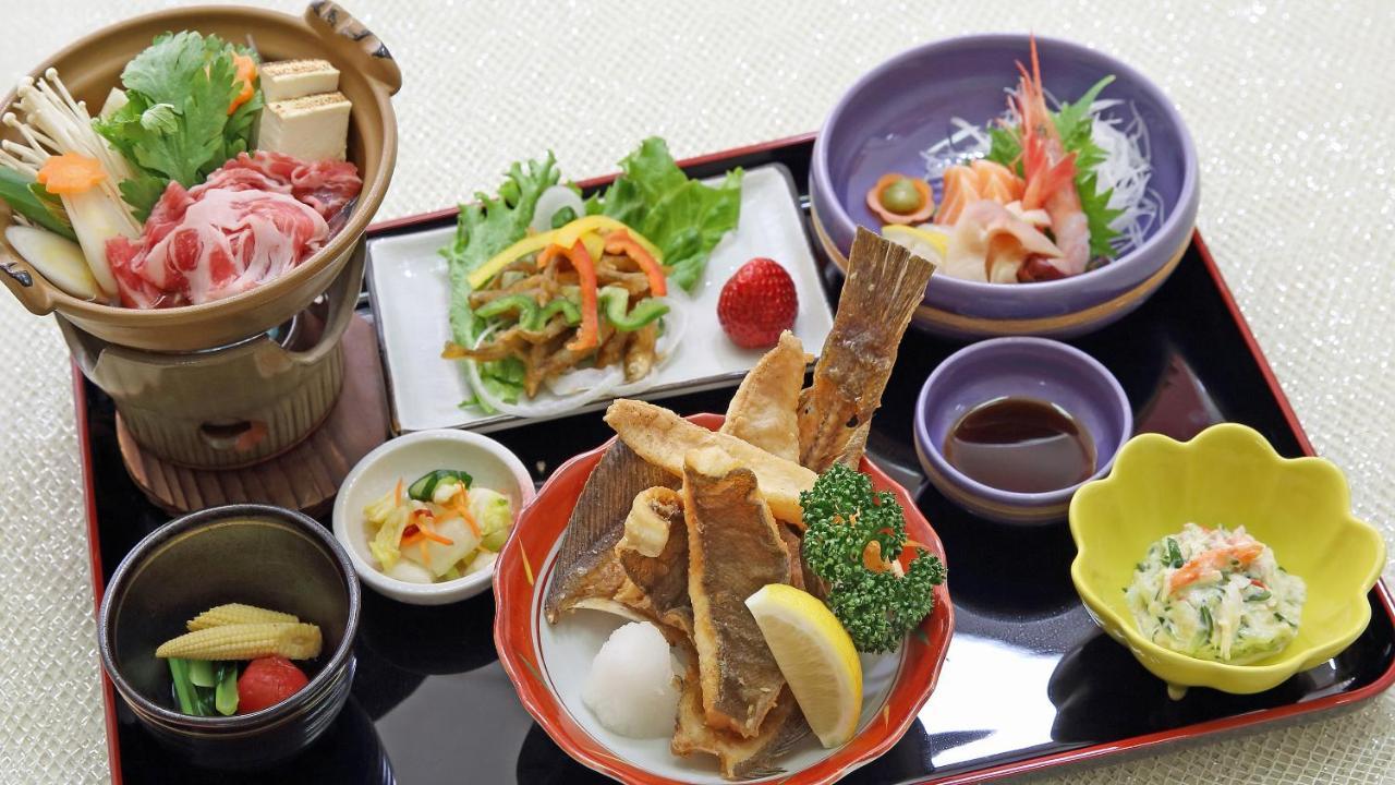 Hotel Sato Shinhidaka Esterno foto